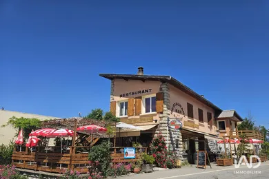 Murs commerciaux à LE SAUZE-DU-LAC (05160)