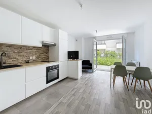 Appartement à VIGNEUX-SUR-SEINE (91270)