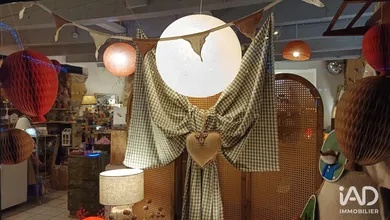 Boutique/Local commercial à MÈZE (34140)