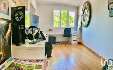 Appartement à MONTREUIL (93100) — 6/6