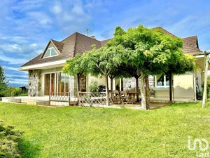 House at ROSOY (89100)