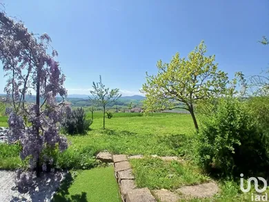 House at SAINT-VÉRAND (69620)