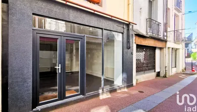 Commercial at PLOMBIÈRES-LES-BAINS (88370)