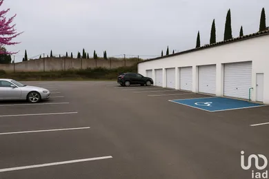 Hangar à NÎMES (30900)