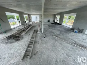 Commercial at MORNE-À-L'EAU (97111)