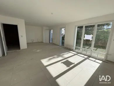 House in LA ROCHE-SUR-YON (85000)