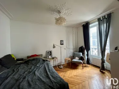 Appartement à PARIS (75007) — 11/14