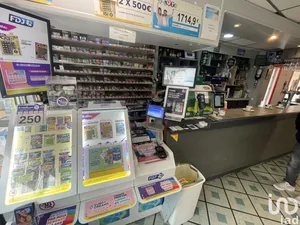 Bar-Tobacco shop at LE MEUX (60880)
