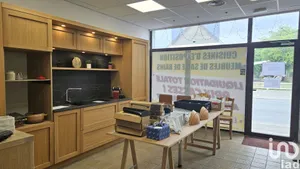 Boutique/Local commercial à VIGNACOURT (80650)