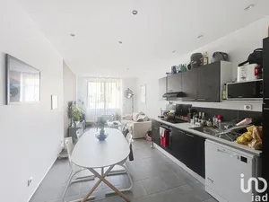 Appartement à VINON-SUR-VERDON (83560)