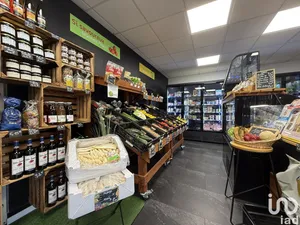 Boutique/Local commercial à ÉTIVAL-CLAIREFONTAINE (88480)