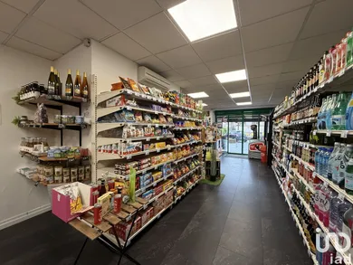 Commercial in ÉTIVAL-CLAIREFONTAINE (88480)