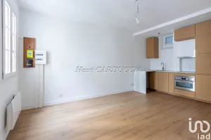 Appartement à PARIS (75018)