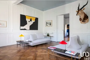 Office at BORDEAUX (33000)