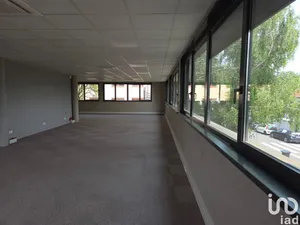 Bureaux à CHAMPAGNE-AU-MONT-D'OR (69410)