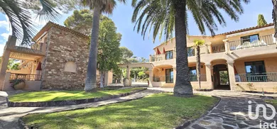 Murs commerciaux à ROQUEBRUNE-SUR-ARGENS (83380)