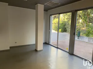 Commercial walls at SAINT-RAPHAËL (83700)