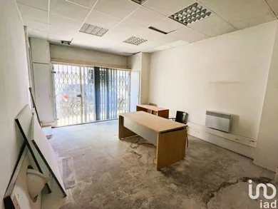 Commercial walls in MÉRIGNAC (33700)