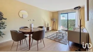 Appartement à BORDEAUX (33200)