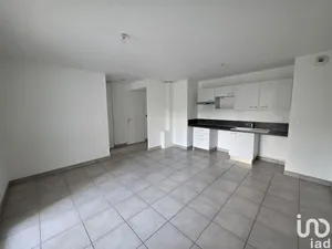 Apartment at JOUÉ-LÈS-TOURS (37300)