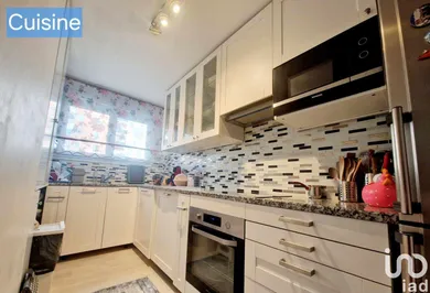 Apartment in THIAIS (94320)