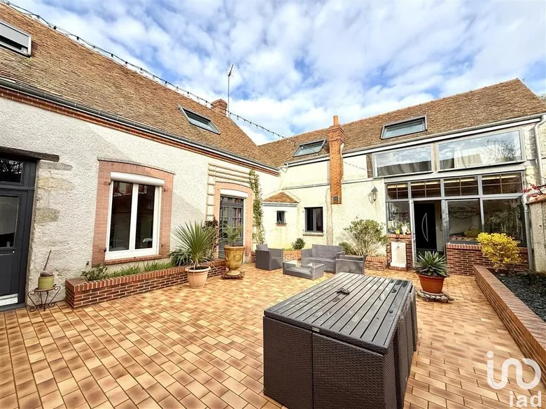 Maison 8 pièces 180 m² · à Boynes · 180 m² · 269 000 €