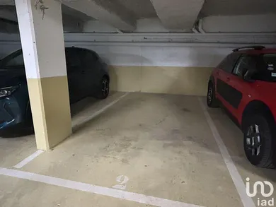 Parking in PARIS (75020)