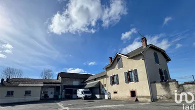 Murs commerciaux à IGON (64800)