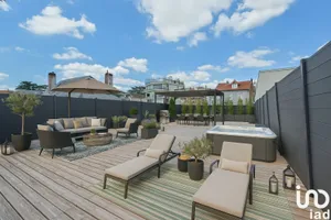 Maison à SAINT-CLOUD (92210)