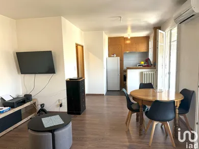 Apartment in CARPENTRAS (84200)