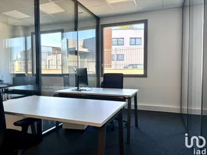 Bureaux à CHAMPAGNE-AU-MONT-D'OR (69410)