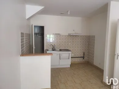 Appartement à MONTVAL-SUR-LOIR (72500)