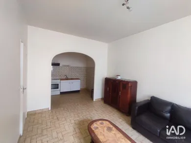 Appartement à MONTVAL-SUR-LOIR (72500)