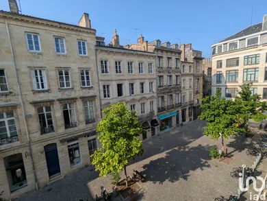 House at BORDEAUX (33000)