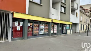 Commercial walls at VITRY-SUR-SEINE (94400)