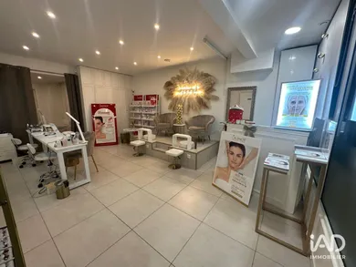Boutique/Local commercial à VILLEMOMBLE (93250)