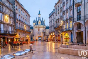 Bar-brasserie at BORDEAUX (33000)