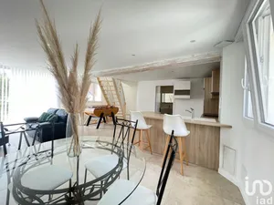 House at COUBRON (93470)