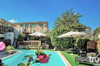Hôtel-restaurant à UZÈS (30700)