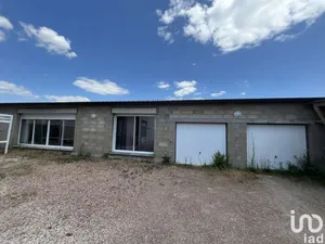 Office in SAINT-SAUVEUR-SUR-ÉCOLE (77930)