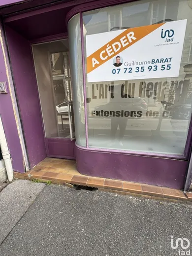 Local d’activité à FONTAINEBLEAU (77300)