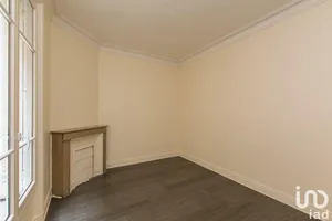 Apartment at PARIS (75012)