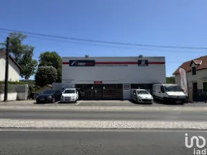 Commercial at SAINT-CHÉRON (91530)