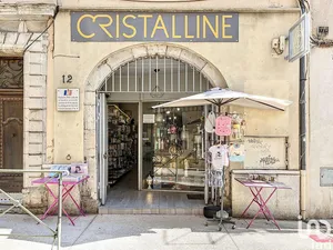 Boutique/Local commercial à LE BEAUSSET (83330)