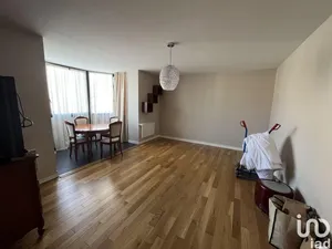 Appartement à LA FERTÉ-SOUS-JOUARRE (77260)