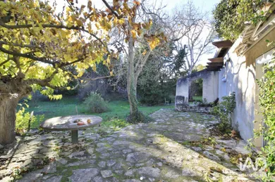 Maison à CAUMONT-SUR-DURANCE (84510)