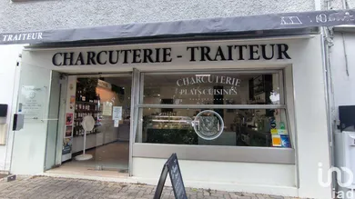 Commercial walls at BILLÈRE (64140)