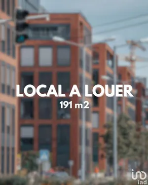 Boutique/Local commercial à MEUDON (92360)