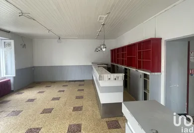 Commercial walls in SAINT-ÉTIENNE-DE-MER-MORTE (44270)