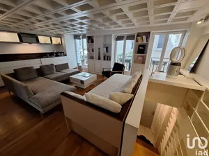 Apartment at PARIS (75004)